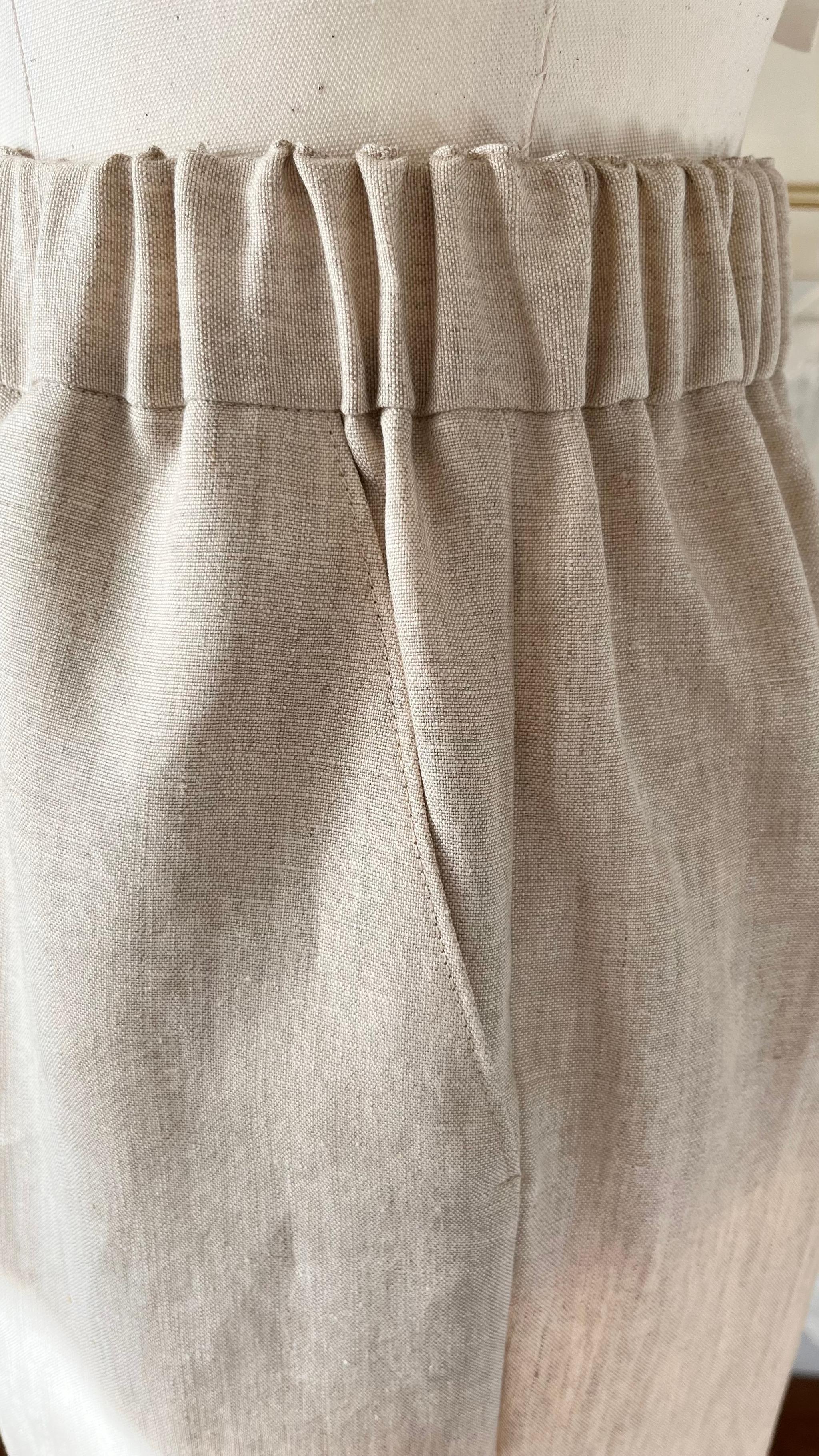 リネンのキレイ目・サイズフリーパンツ『キレイ目シルエット・ベージュ・ウエストゴム』 | 5枚目