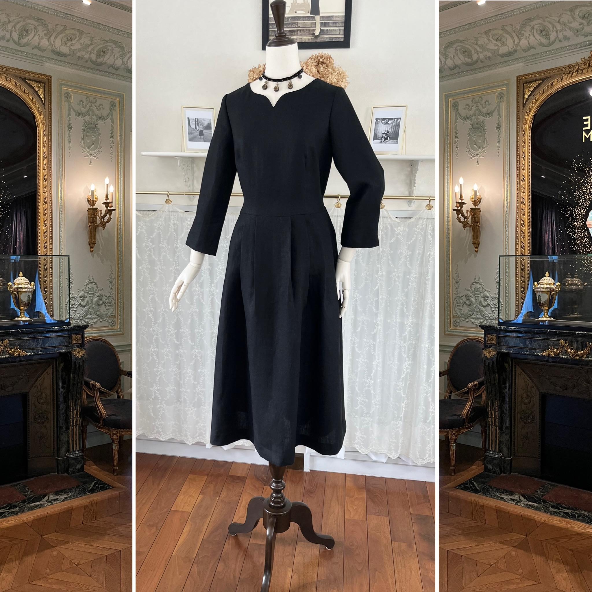 黒リネンのエレガントなワンピース『 アンリエット・HSN』ブラック・ローウエスト・タック・ウエストリボン・セレモニー | 3枚目