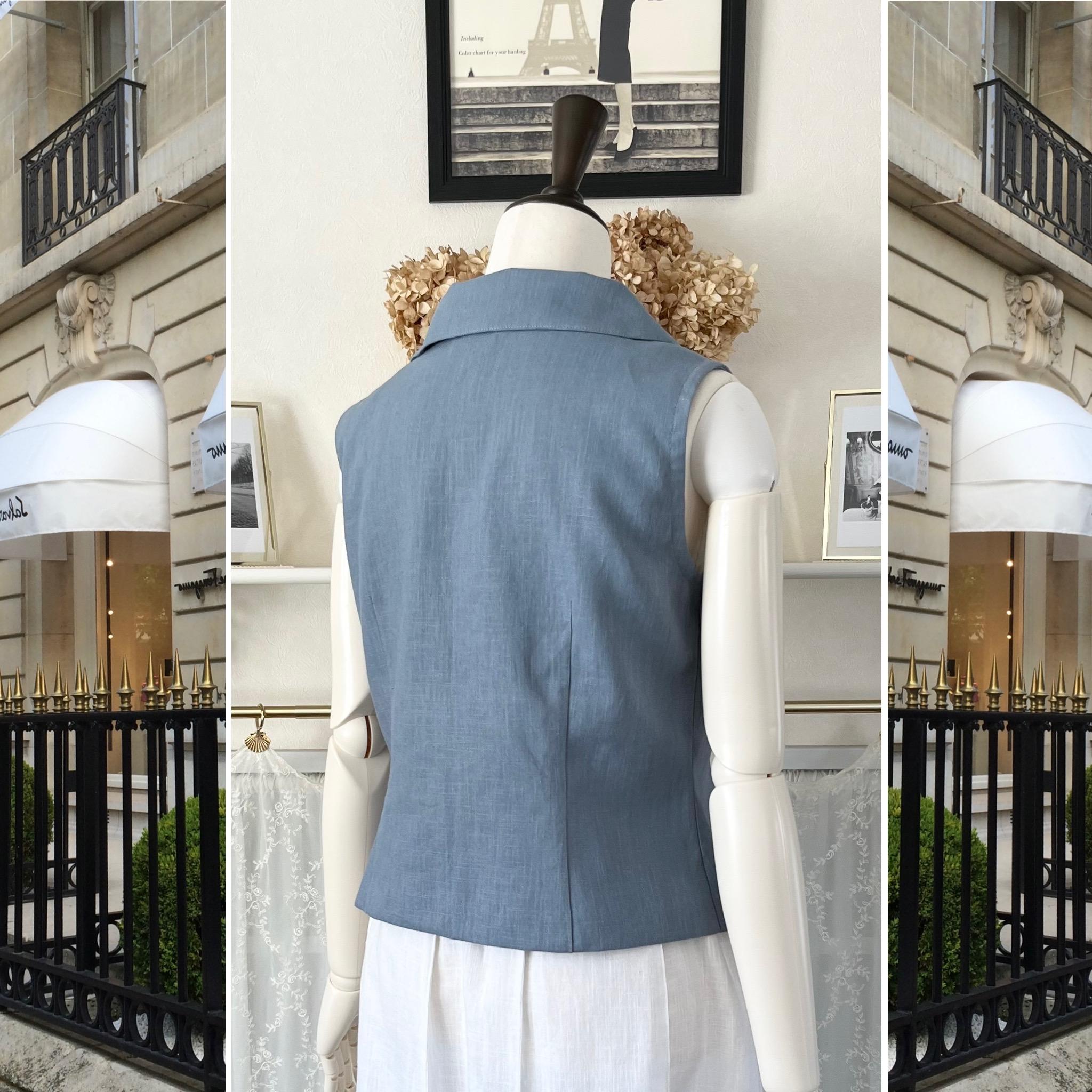リネンの襟付き・ノースリーブブラウス『くすみブルー・麻のブラウス・ベスト・クラシカル・パリのリネン・1点のみ』 | 4枚目