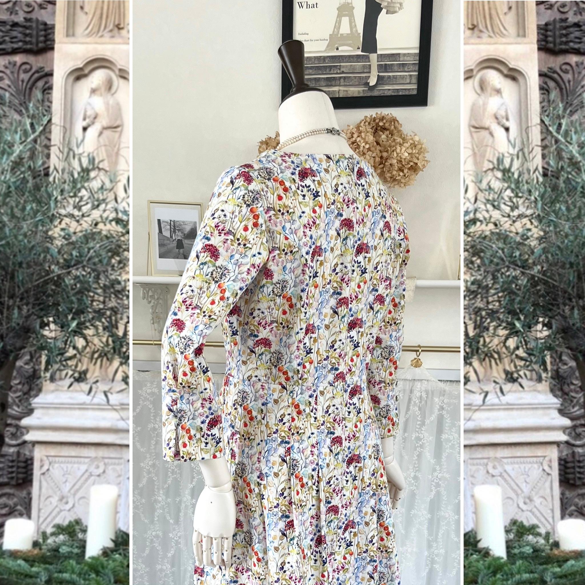 パリの花柄コットンのワンピース『アンリエット ・NR』タックスカート・キレイ目ライン・シンプル・1点のみ | 5枚目