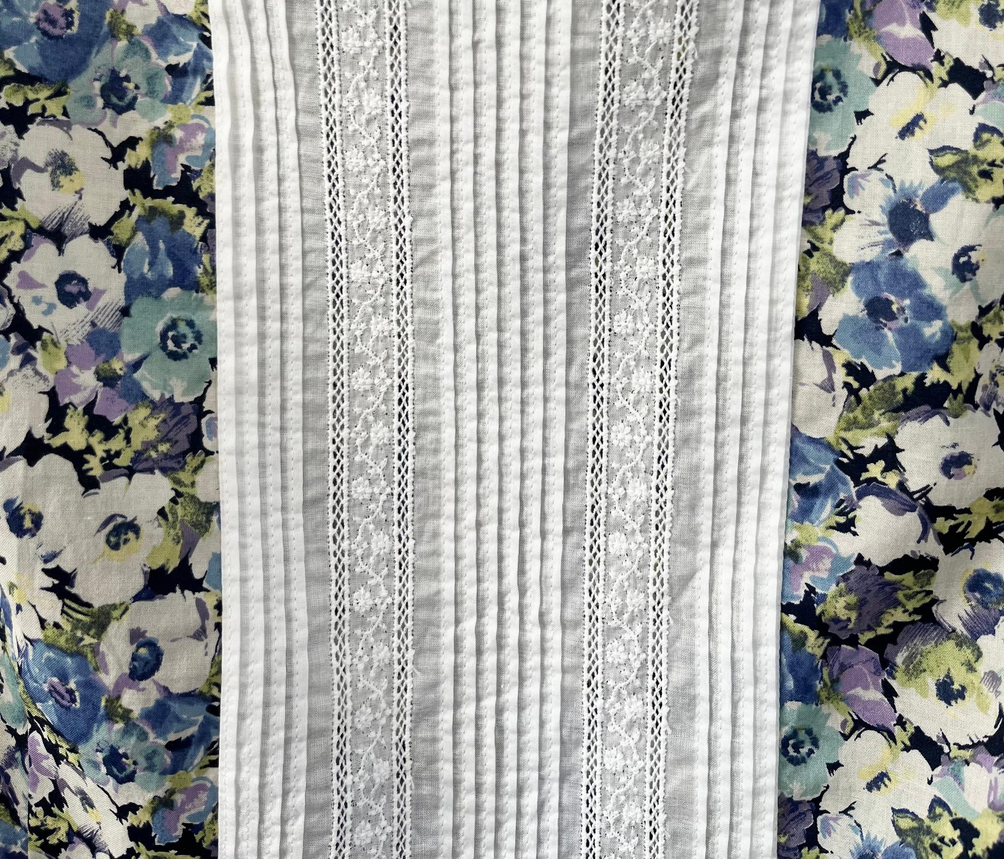 ピンタック&レース+パンジー柄のコットンブラウス『春の花柄ブラウス・クラシカル・ビオラ・スミレ・1点のみ』 | 3枚目