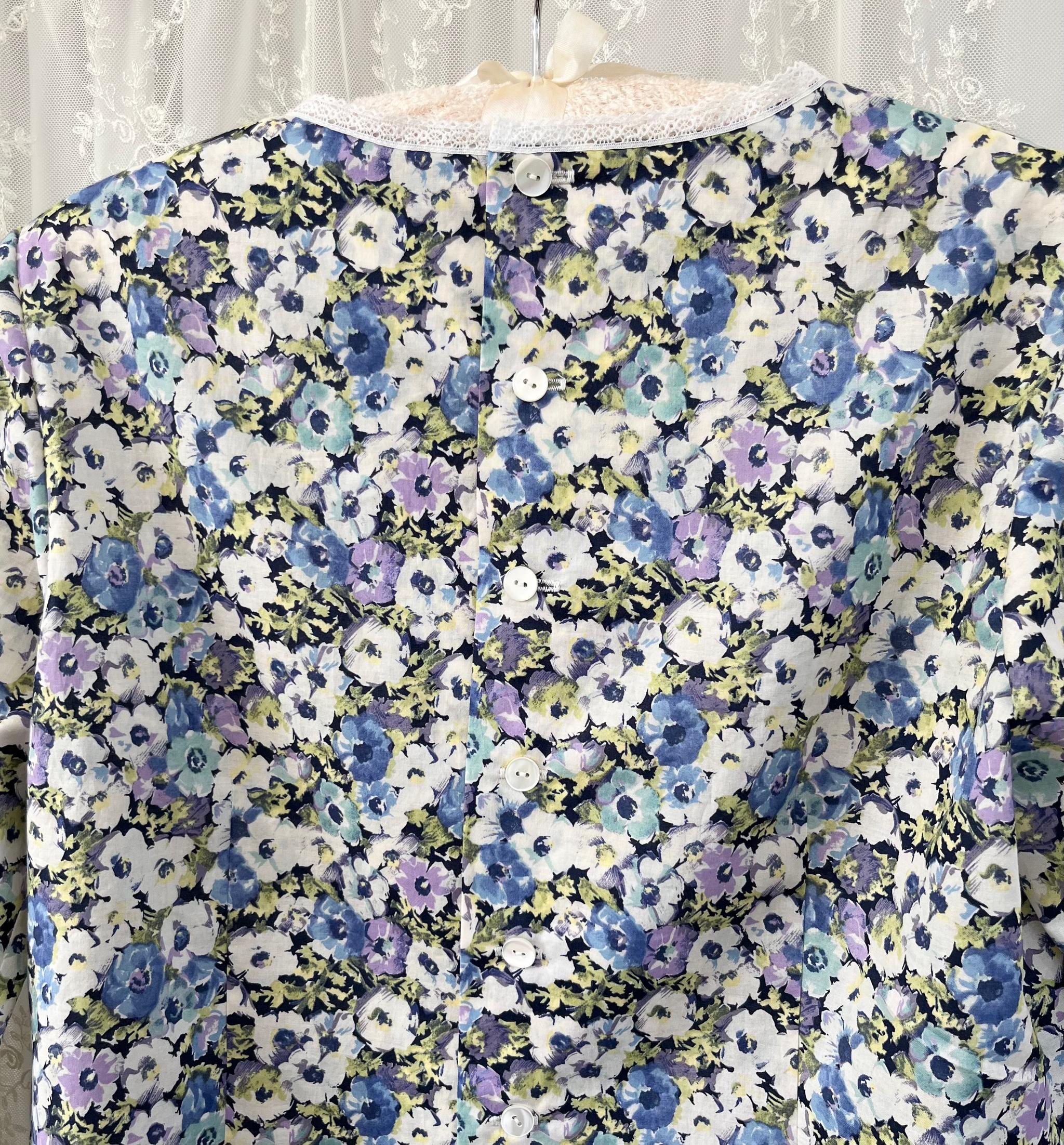 ピンタック&レース+パンジー柄のコットンブラウス『春の花柄ブラウス・クラシカル・ビオラ・スミレ・1点のみ』 | 5枚目