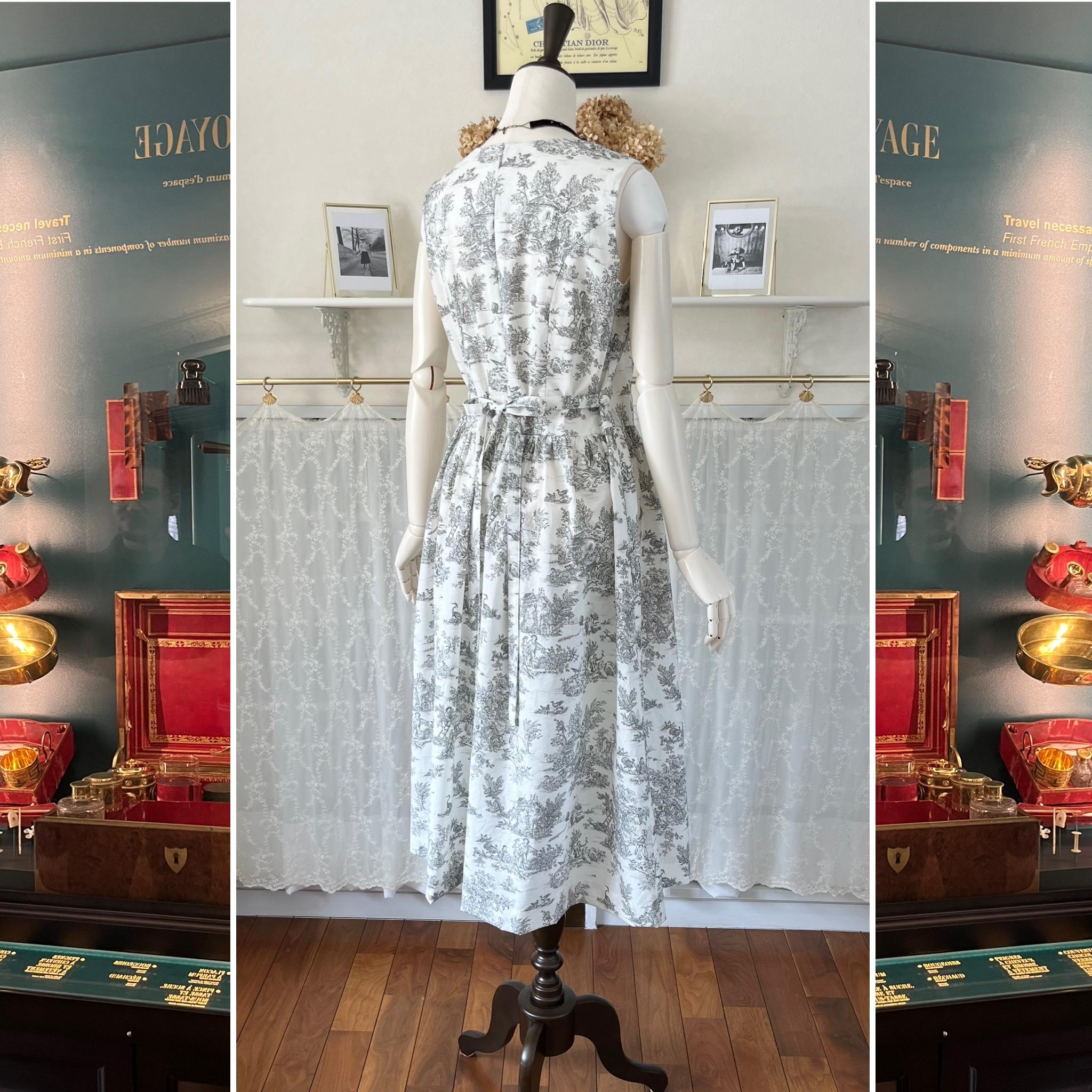 フランス製トワル・ド・ジュイのノースリーブワンピース『アンリ』コットン・グレー・ギャザー・ウエストリボン・2WAY | 4枚目