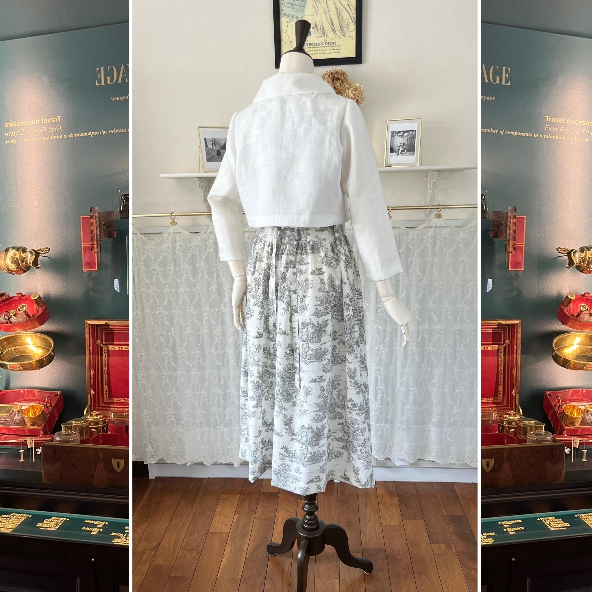 上質オフ白リネンの襟付きボレロ・ハオリモノ・ショートジャケット・丈短 | 9枚目