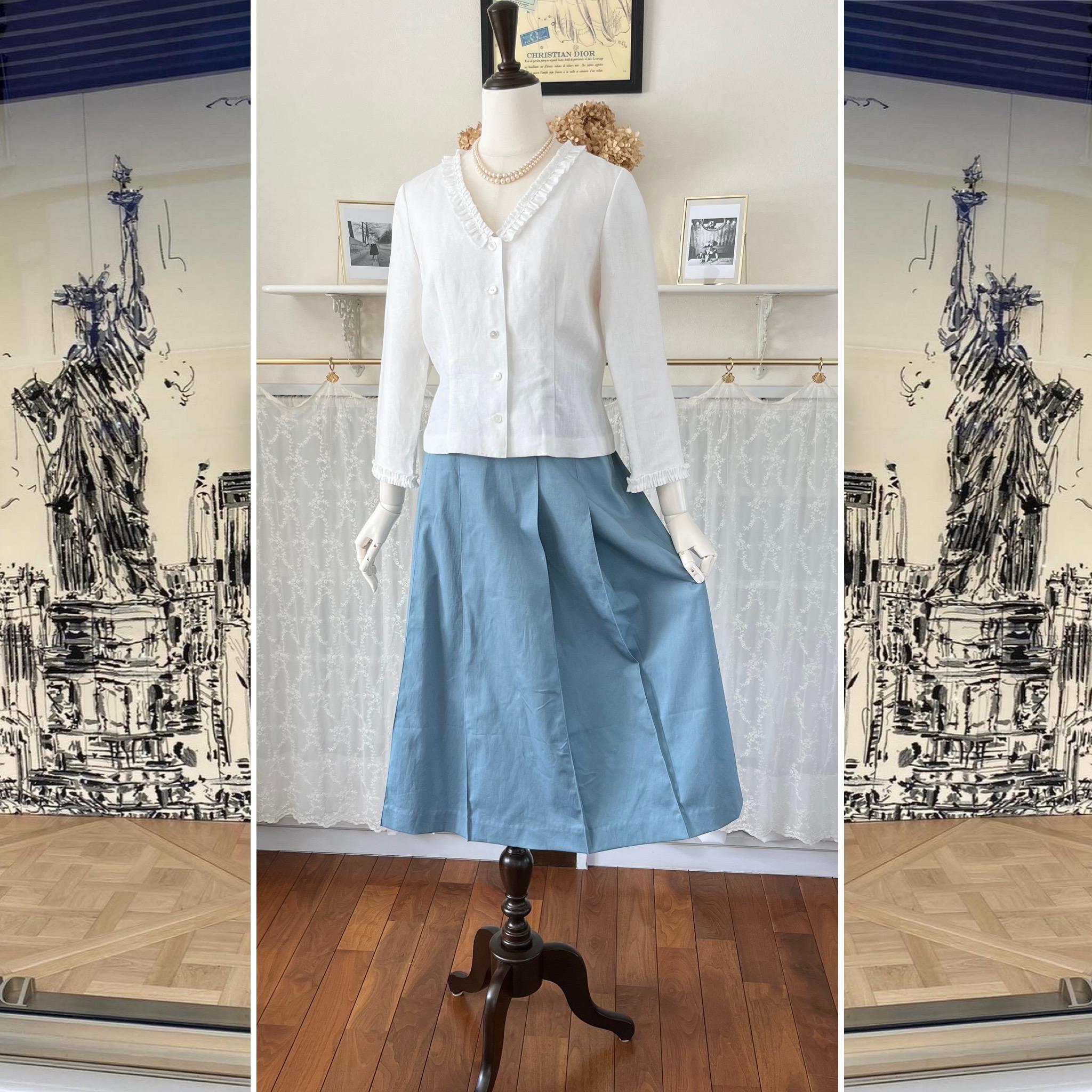 コットン・スモーキーブルーのタックスカート『Aライン・後ろゴム・くすみカラー・ニュアンスカラー』 | 3枚目